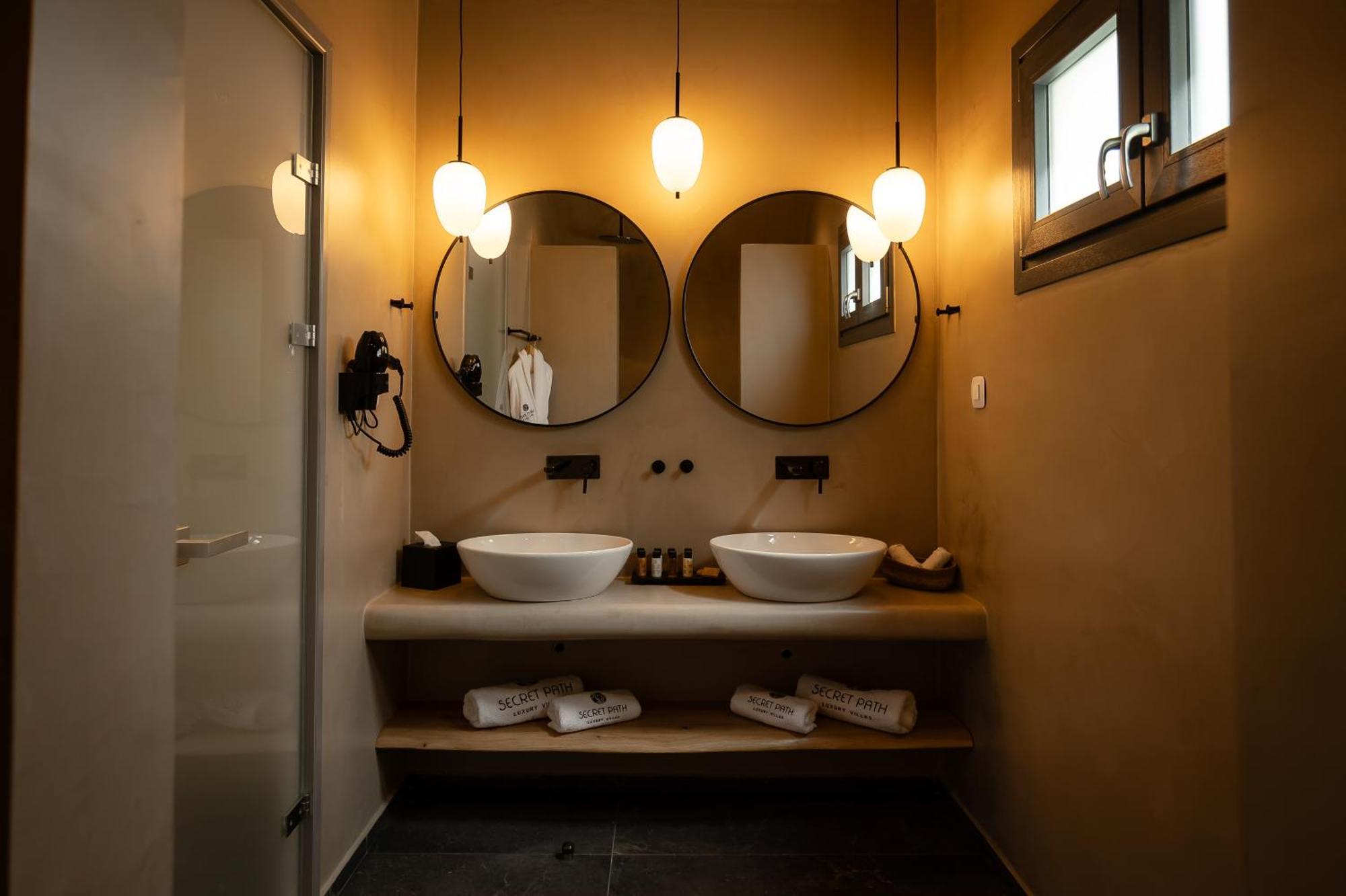 Secret Path Luxury Villas Imerovígli Eksteriør bilde